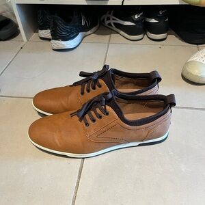 Derby shoes